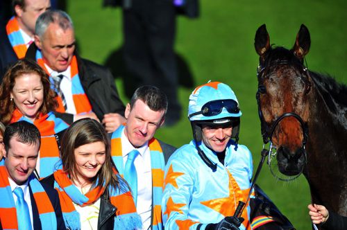 Un De Sceaux and his fan club