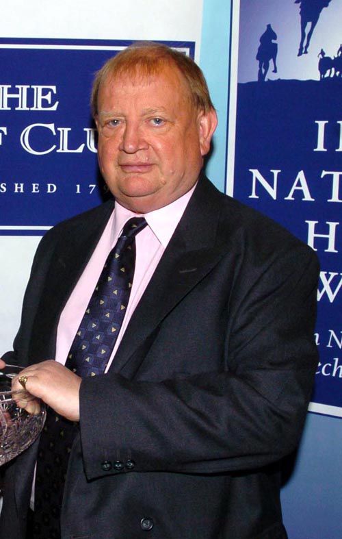 Val lamb receiving his Industry Distinguished Service Award in 2004