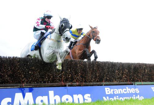 Shesaportrait and Kevin Sexton lead Burn And Turn over the last