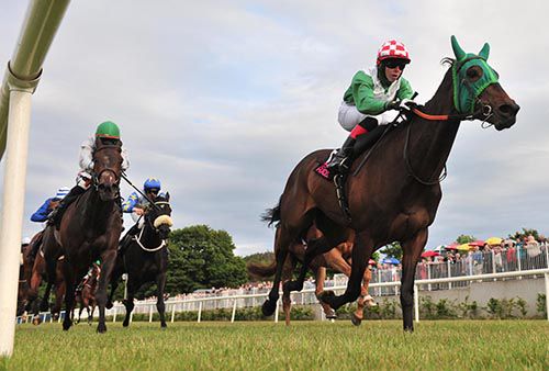 Maontri and Ian Queally