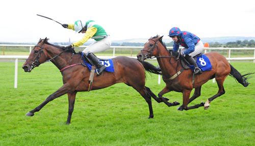 Poetic Lady and Jane Mangan get the better of Petuna