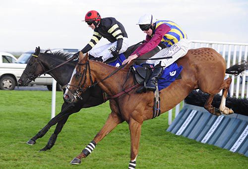 Wate And Sea (inside) and Presenting Mahler jump the last together 