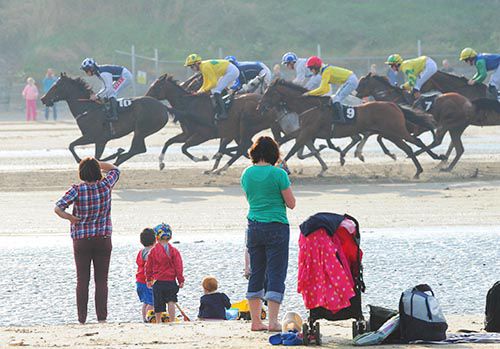 Bussa, seen here in 2nd, coming with his run