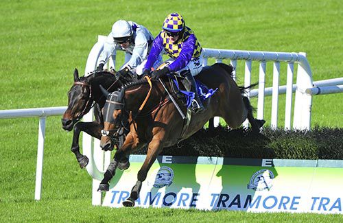 Conduct Yourself and Brian Hayes come the inner of Vermout Fougeray and Paul Townend