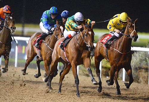 Fran Berry (nearside) hits top stride on Love Potion