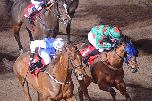 Empresario (Conor McGovern, nearside) beats Ondamoura (Sean Corby)