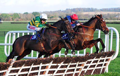 Hurry Henry (far-side, Andrew Lynch) and Fairly Legal (Barry Geraghty) battle it out