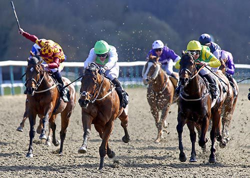 Alben Star & David Nolan (green cap) winning the sprint 