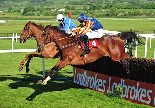 Chief Of Panama and Ger Fox, nearside, tackle and ultimately beat Samanntom and Mark Enright