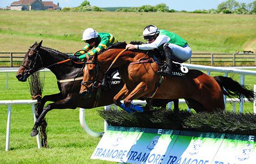 Icelip and Sean Flanagan (nearside) come to beat Day Day and 'Slippers' Madden
