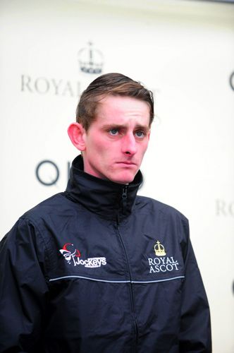 Adam Kirby rider of Harry Angel