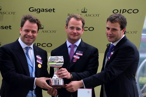MV Magnier (centre) pictured with his brothers Tom and JP