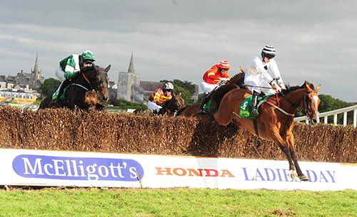 Rockshandy and Ray Barron do it from the front