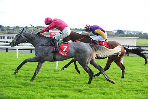 Moulin A Vent and Nina Carberry get the better of Brelade and Jamie Codd