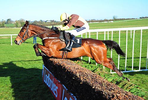 Bellow Mome and Ruby Walsh winning the beginners chase