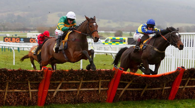 Defi Du Seuil (left)