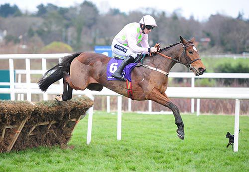 Let's Dance (Ruby Walsh) winning at the Leopardstown Christmas meeting