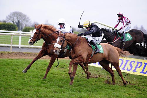 All The Chimneys (far side) is about to head Ontopoftheworld away from the last