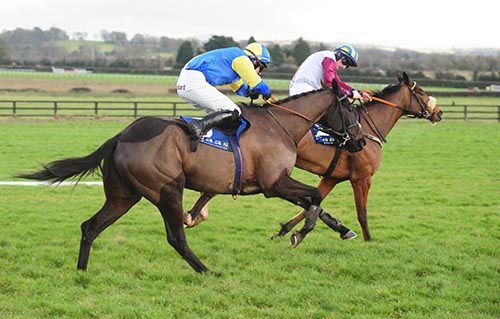 Charlie Stout and Eamon Corbett chase Lagostovegas