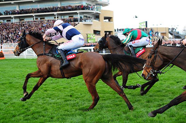 Un Temps Pour Tout (far side)