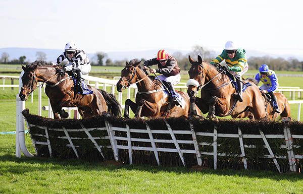 Close Shave, right, conquers his rivals in Fairyhouse