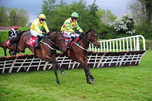 Nobody Home (farside) just leads The Informer over the last