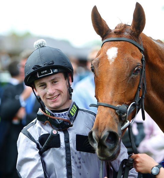 Oisin Murphy and Blond Me