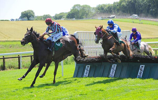 Atlantic Breaker jumps the last hurdle in third place 