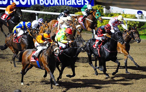 Nearside Colin Keane won on Bun Rumson from Pat Smullen (red cap) on Jock Talk