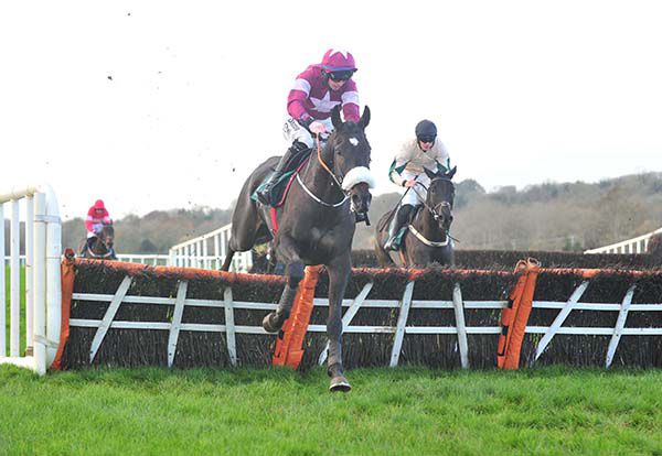 Cracking Smart and Jack Kennedy clear the last