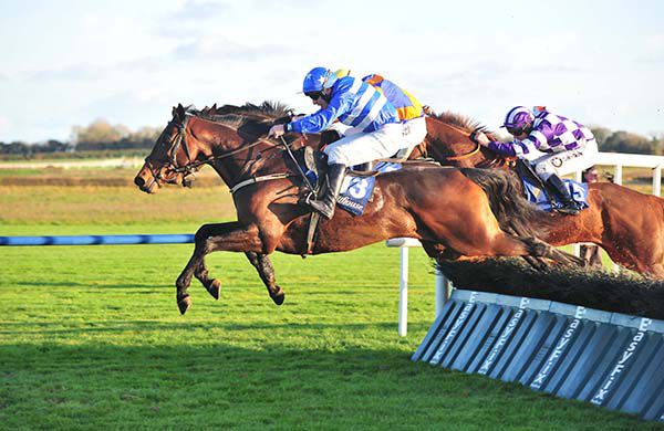 Shar Whats Therush wins under Philip Enright