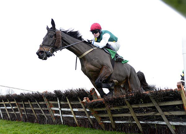Balbir Du Mathan (Denis O'Regan) clears the last