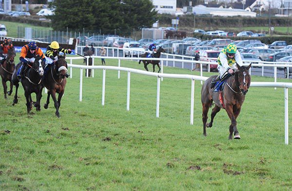 The Church Gate wins well under Andrew Lynch