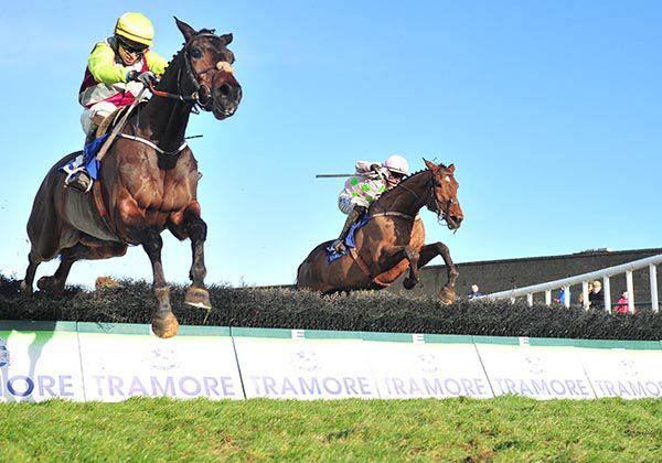 Deal d'Estruval (Paul Townend, right) comes to catch Eamon High