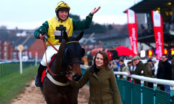 Bryony Frost on Milansbar after their big Warwick win