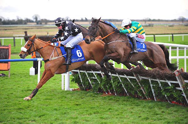 Dromore Lad and Fitzhenry do battle 