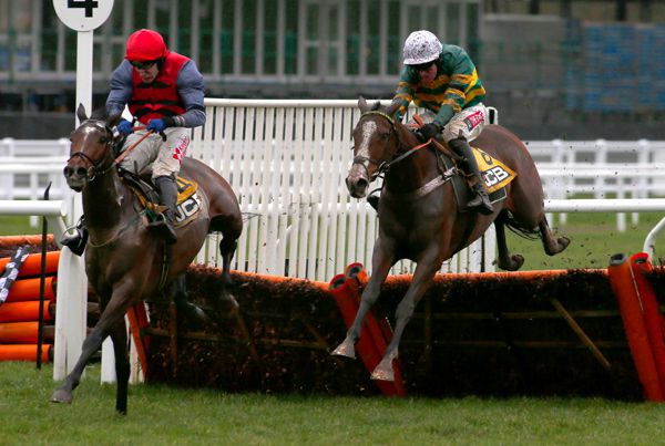 Barry Geraghty (white cap) on Apple's Shakira