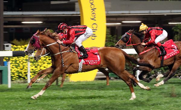 Eagle Way overcame his health issues to win the G3 January Cup Handicap at Happy Valley.