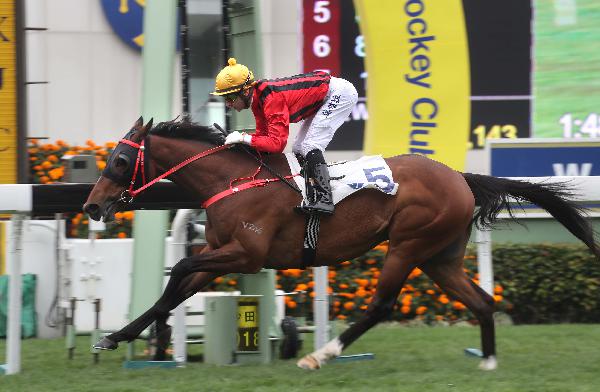 Dinozzo notches his second victory in four days in the G3 Centenary Vase.