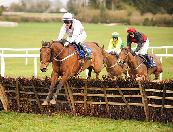 Analyse That (Sheila Ahern) leads over the last