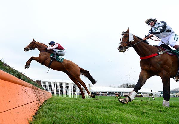 Bentelimar and Johnny Burke lead over the last