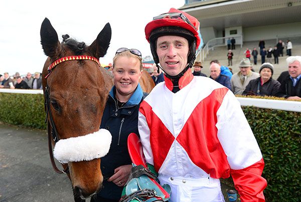 Captain Midnight and Gearoid Brouder took the spoils for owner Lisa Sheridan 