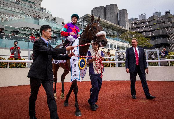 Tony Millard and Singapore Sling after the Hong Kong Classic Cup victory.