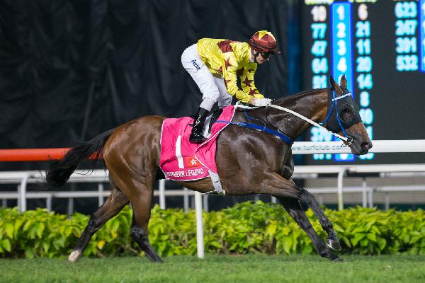Southern Legend impressively wins the Kranji Mile with Zac Purton aboard.