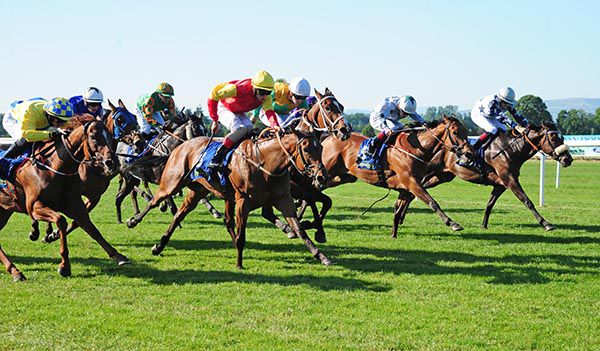 Red and yellow silks Robbie Downey wins on Jenniechild