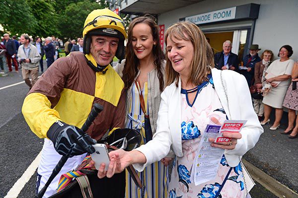 Ruby Walsh stops for a picture with Bronagh and Kathleen Kilfeather after the success of Epswell