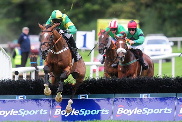 Ciankyle clears the last under Mark Bolger