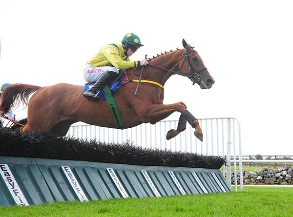 Lord In Red and Jonathan Moore pictured on their way to victory