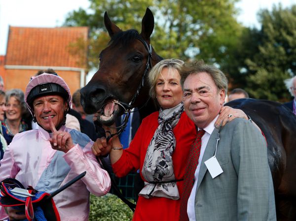 Too Darn Hot pictured with owners Lord and Lady Lloyd Webber