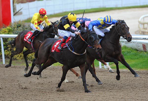 Spiorad Saoirse (blue & yellow diamonds) holds off Atlas (nearest)